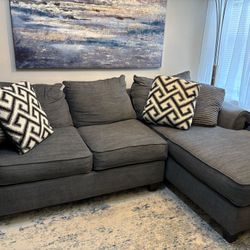 Raymour And Flanagan PIPER couch