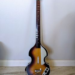Xbox 360 Rock Band Beatles Hofner (PARTS)