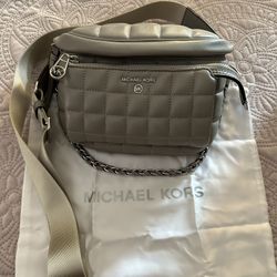 Michael Kors Crossbody Bag