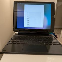 Apple iPad 9th Generation (Wi-Fi + Cellular) 64 GB With Keyboard Case