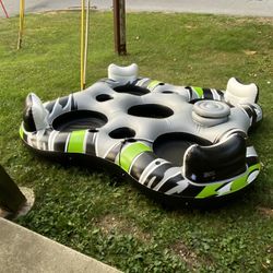 4 Person Inflatable Tube