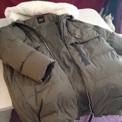 Size Small Women's Down Winter Jacket Color Olive By Orolay