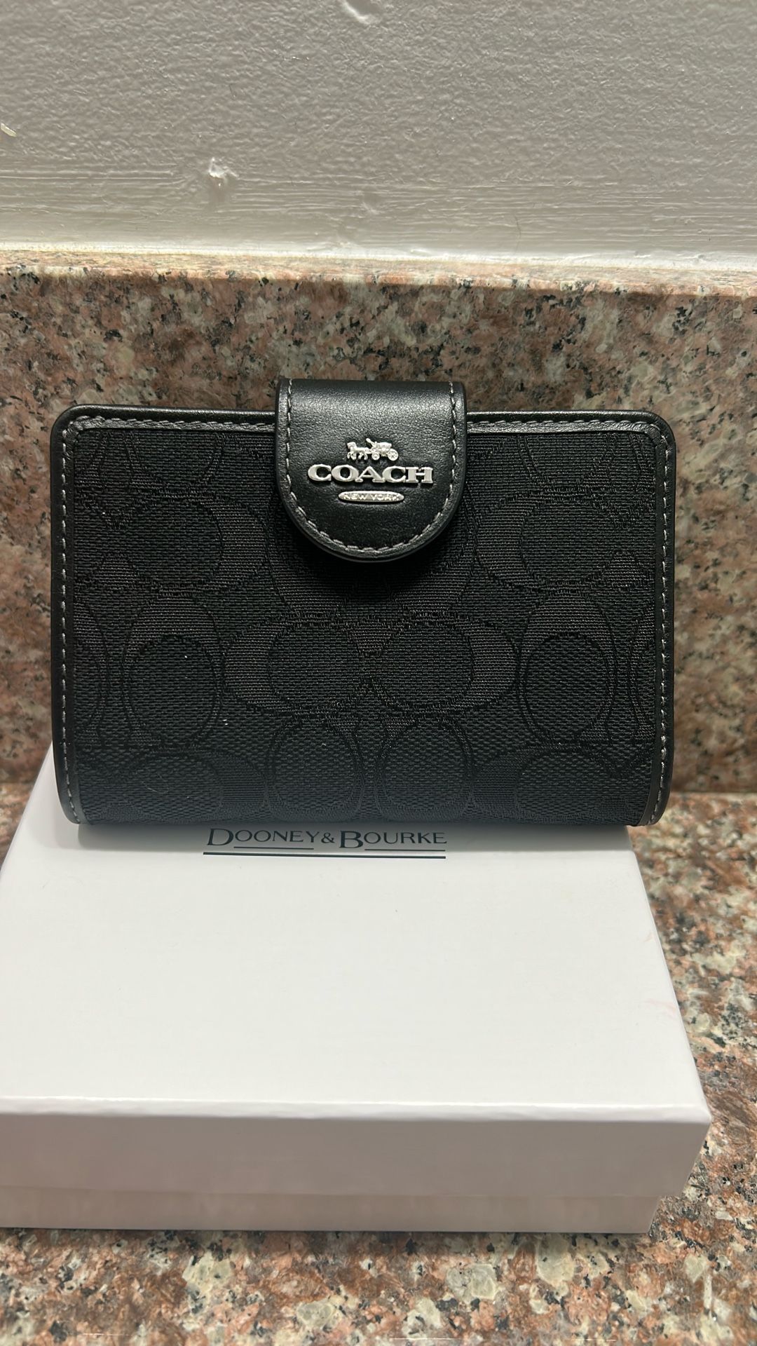 New Coach Wallet For sale..