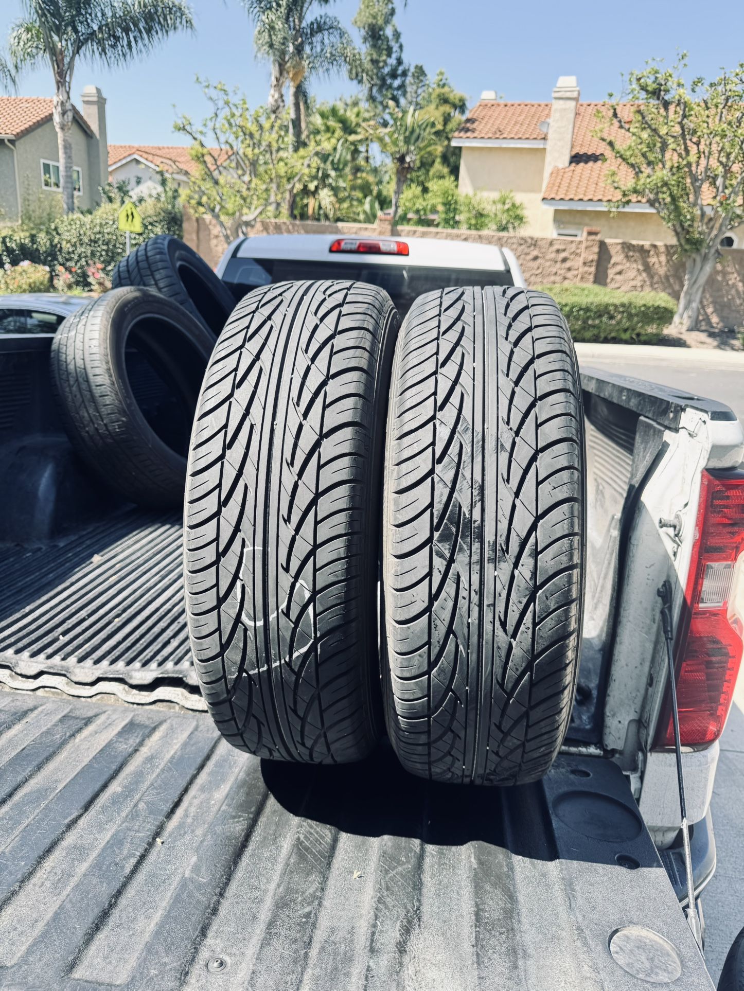 225/65/17 Doral 60% Tread (2)