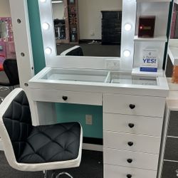 White Vanity With Shelf 
