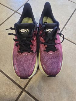 Hoka Clifton 8 Women’s Size 10.5 – Very Good Condition