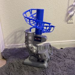 Playball Pitcher(no batteries Included)