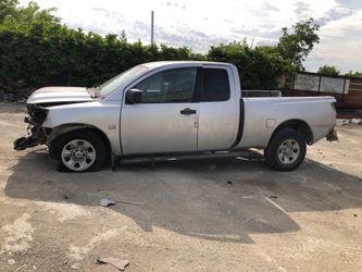 2004 Nissan Titan
