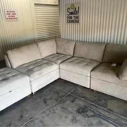 Thomasville Tisdale Modular Sectional 5-piece Boucle with Storage Ottoman