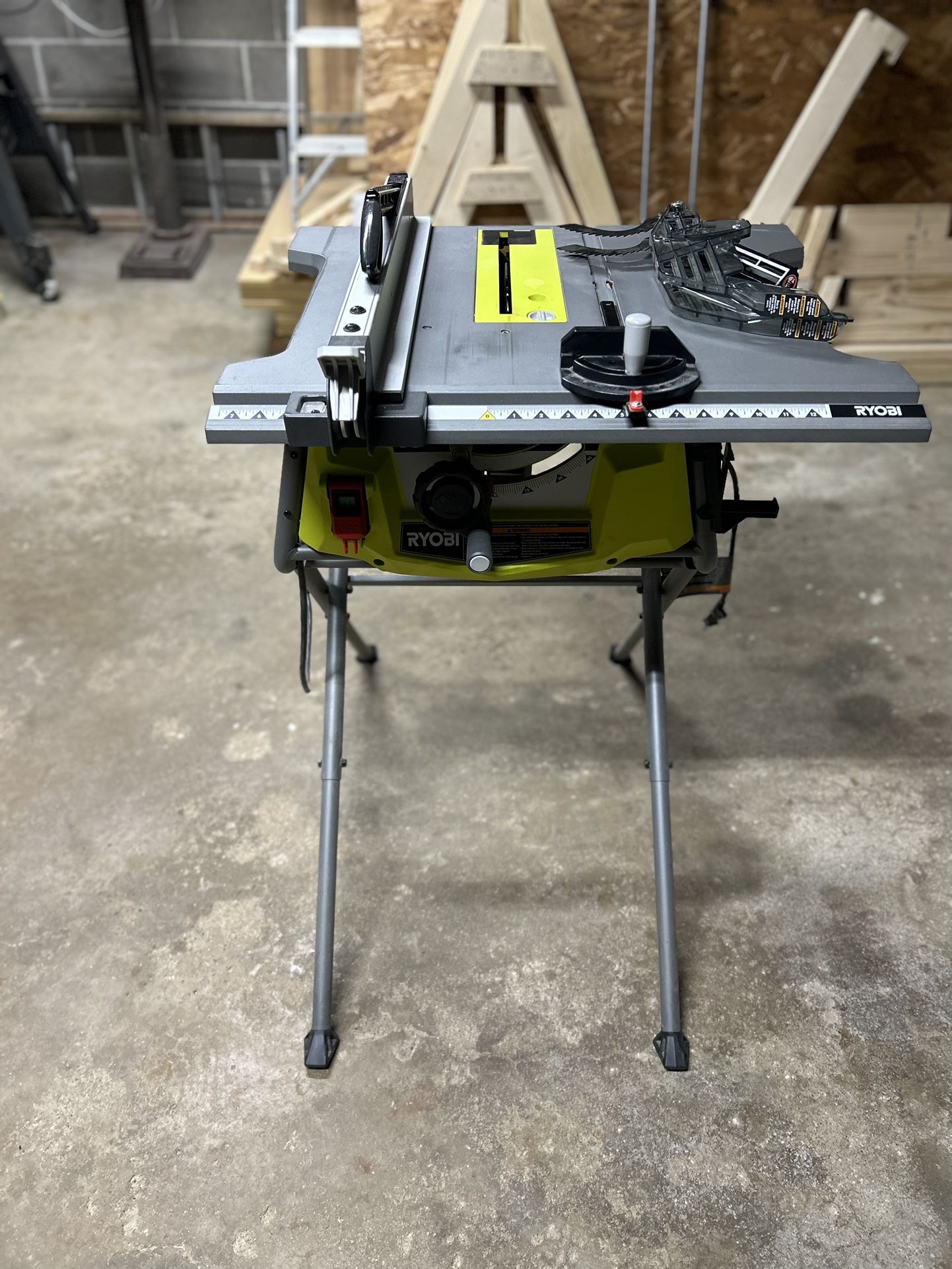 Ryobi RTS12 10" Table Saw