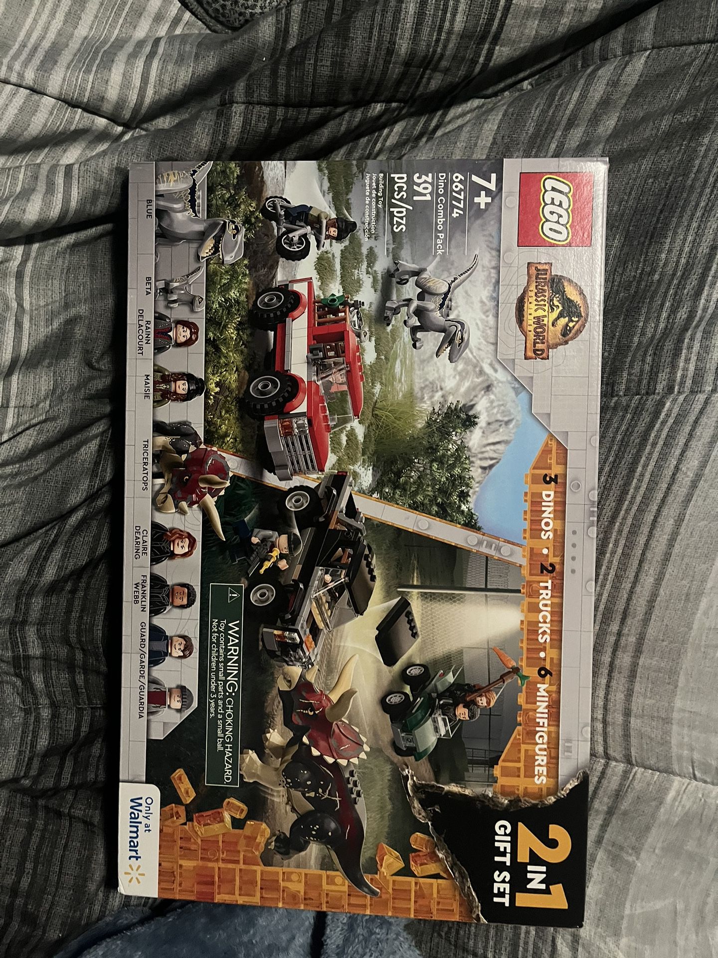 LEGO Jurassic World Dino Combo Pack (66774) 6 Mini figures 3 Dinos 2 Trucks