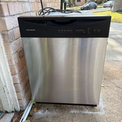 FRIGIDAIRE STAINLESS STEEL DISHWASHER LAVAPLATOS MUY BUENO 
