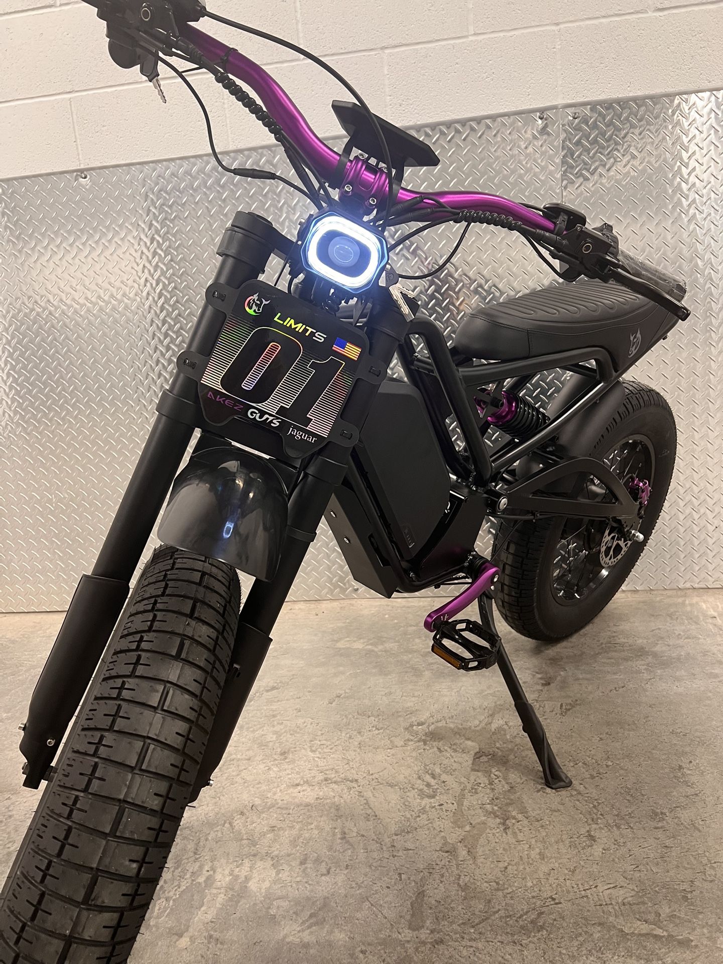45 Mph Electric E-Bike, Full Suspension, 20x4.5 Jumbo Fat Tire, 1500/2500W Motor Peak, Twist Throttle