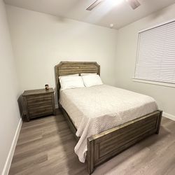 3 pc bed set * mattress Not Included*