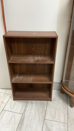 Wood Grain Bookcase with 4 Shelves