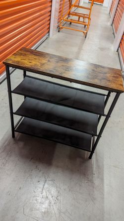 Shoe Rack (~9 Pairs)