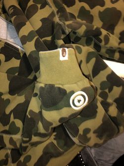 XL bape shark reversible 240$ obo