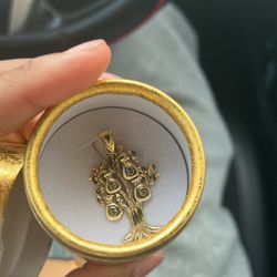 10k Money bag tree pendant