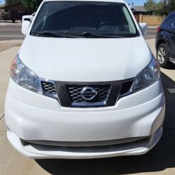 2018 Nissan NV200 SV FWD 