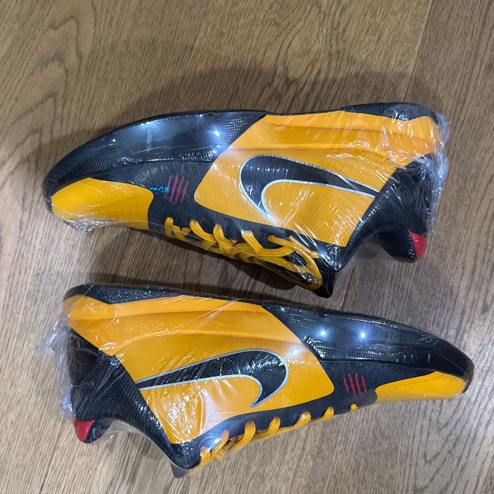 Kobe 5 Bruce Lee Size 10