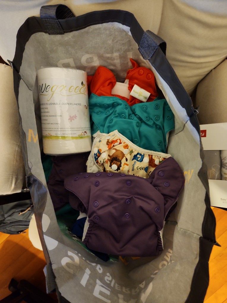 Cloth Diapering Lot In Excellent Condition