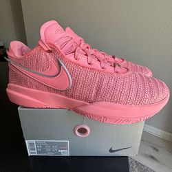 Nike LeBron 20 Pink Diamond Size 9.5m
