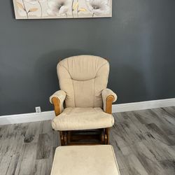 Rocking Chair 