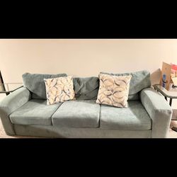 Rooms to go , teal sofa set