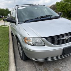 2006 Chrysler Town Country 