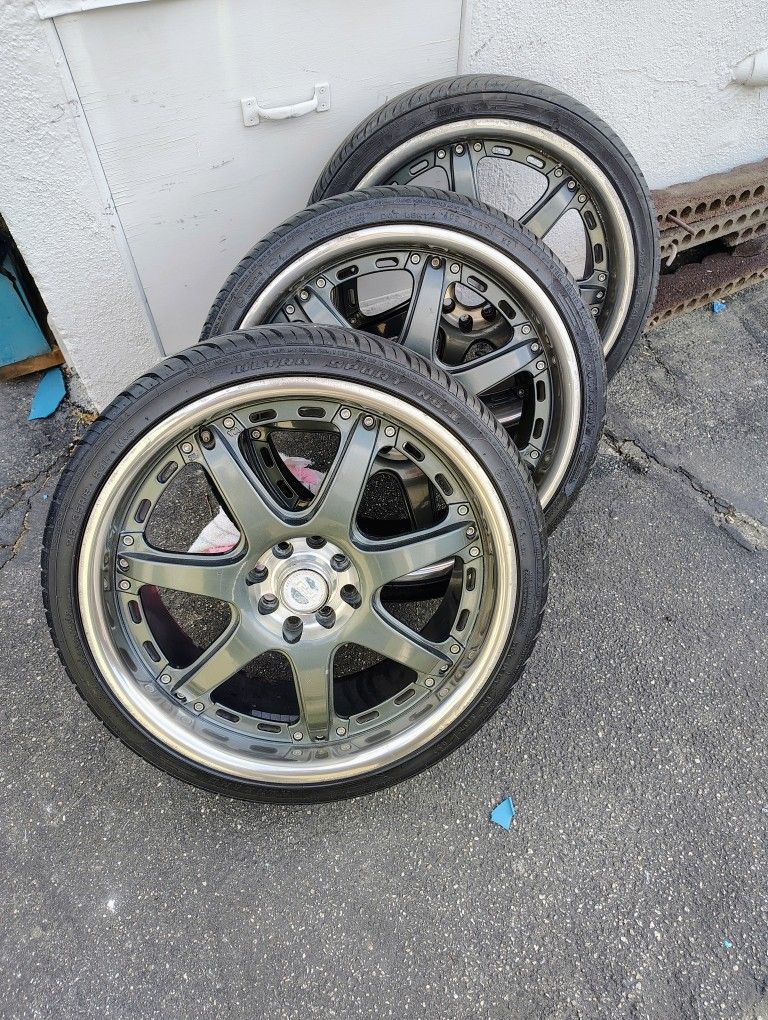R-1 Racing Rims And Ttires