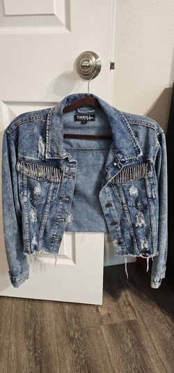 Thrill Jean's Distressed Jean Jacket Size L