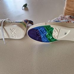 Women's Chuck Taylor All Stars Shoes (New) 