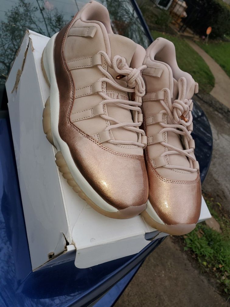 Jordan 11 retro rose gold