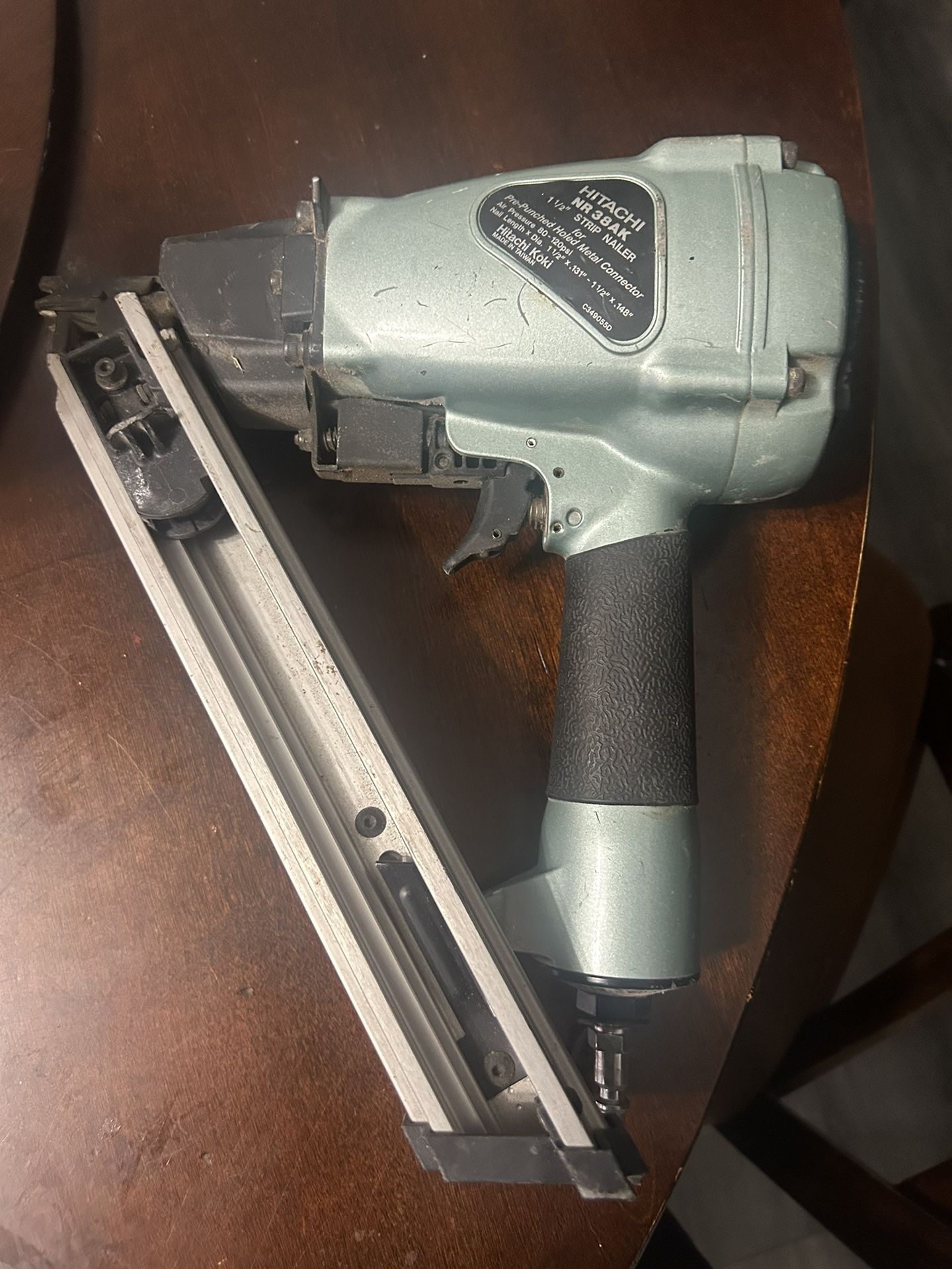 hitachi strip nailer nr38ak