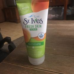 St Ives Face Scrub 