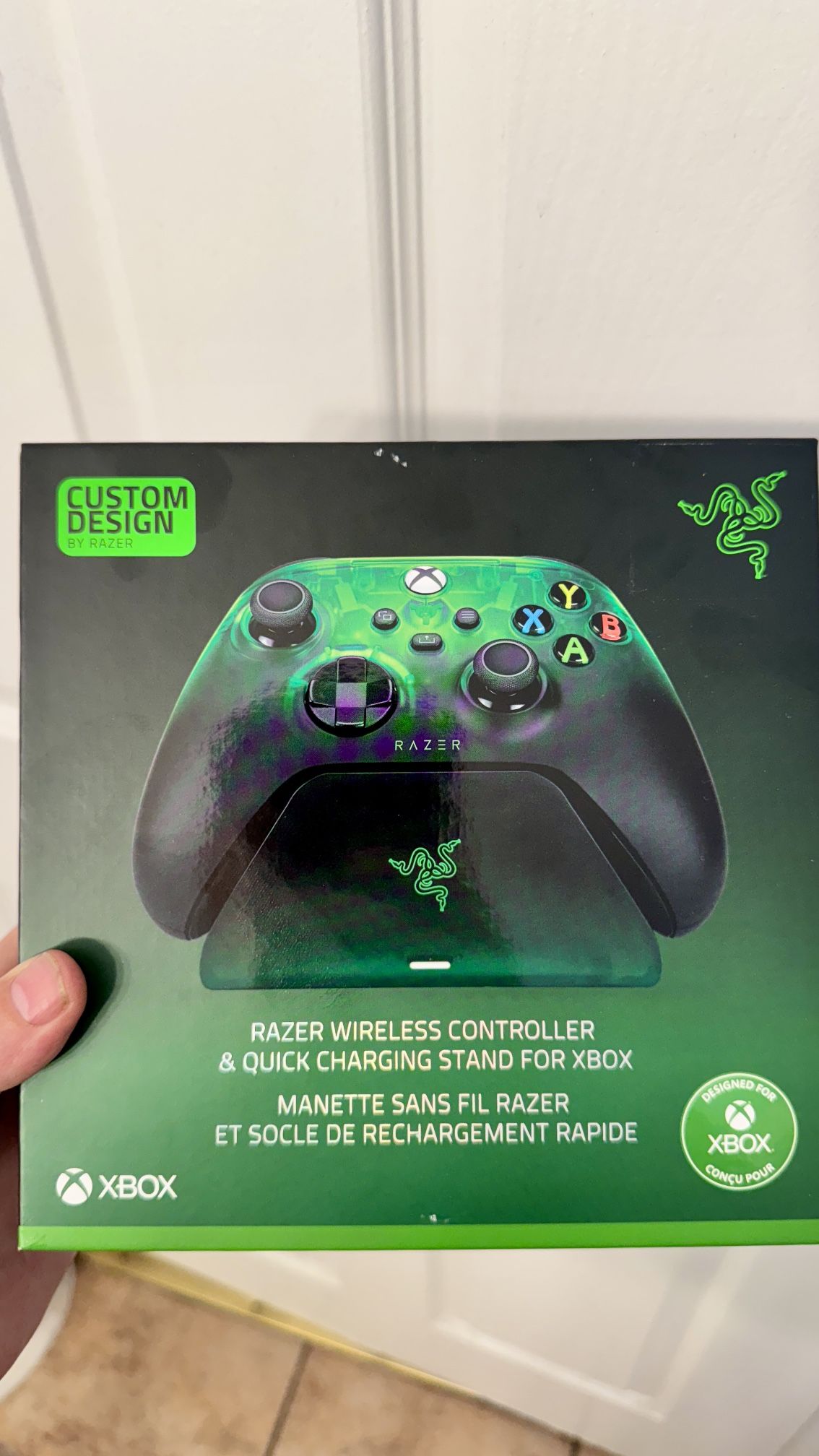 Razer Xbox Wireless Controller + Quick Charging Stand (Special Edition)