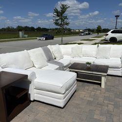 🛋️Sectional Linen Couch - Delivery Available.