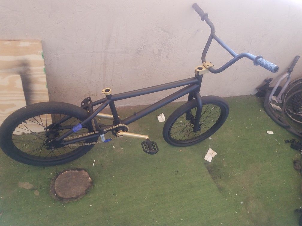 S M Bmx Bike For Sale In Las Vegas Nv Offerup S M Bmx Bike For Sale In Las Vegas Nv Offerup