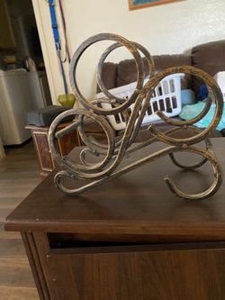 Decorative Metal Wine Bottle Rack