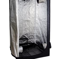 Lighthouse 2.0 Grow Tent 