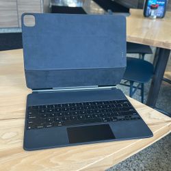 Apple Magic Keyboard iPad Pro M4 13inch 