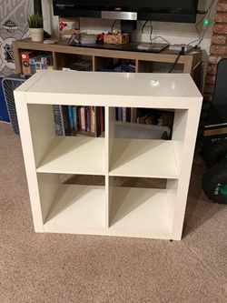 White cube storage