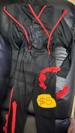 Costume