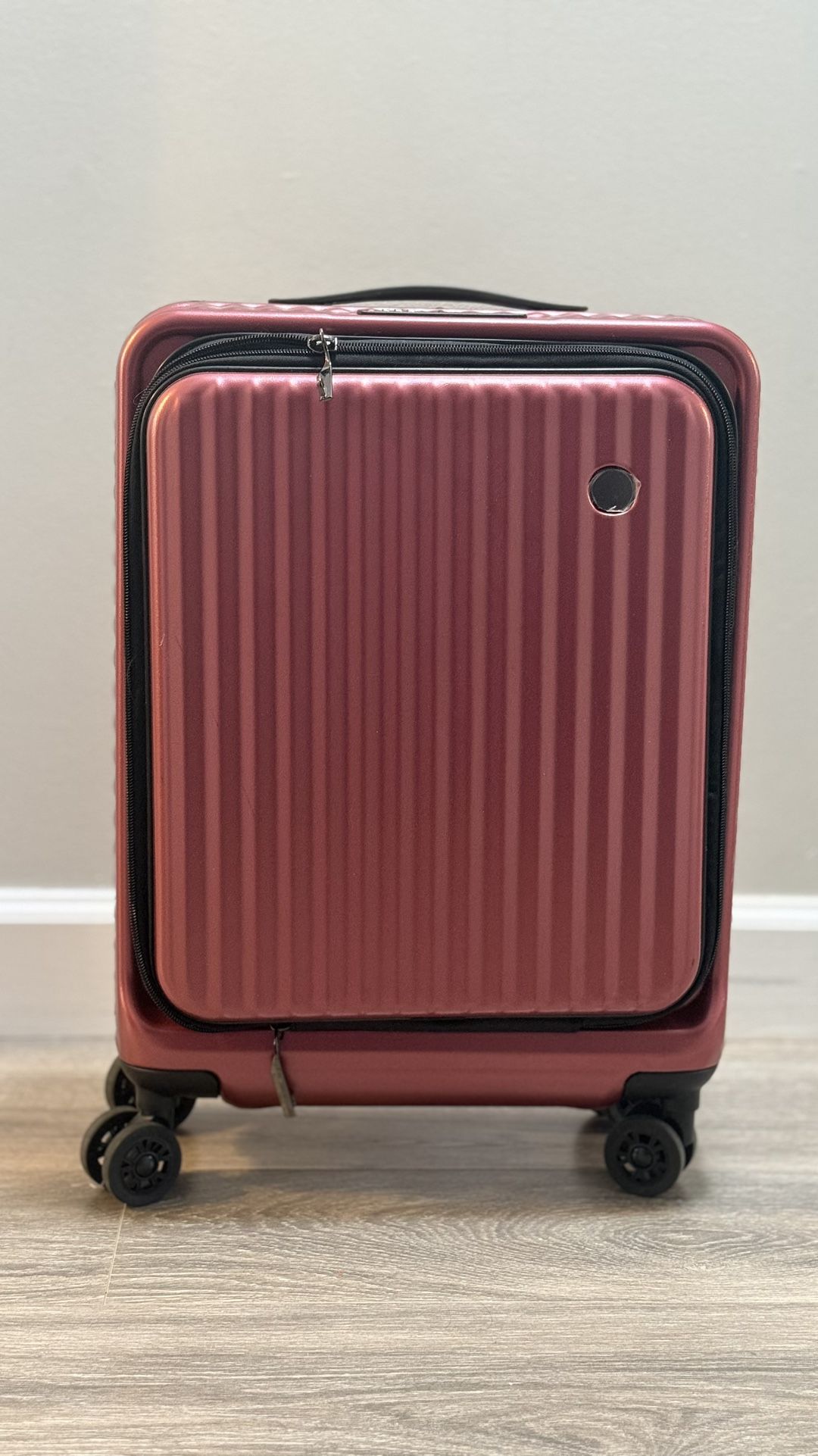 RED 20in Carry-On