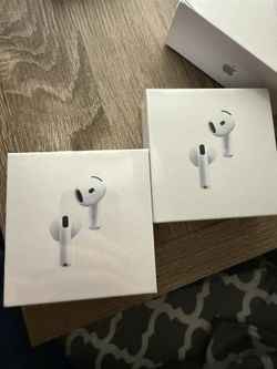 AirPods 4 With Noise Cancellation 