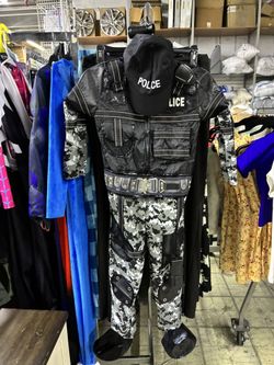 Assorted Children's Costumes - Spider-Man, Sonic, Soldier, and Dress 🎃👻