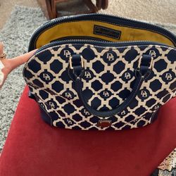Dooney And Bourke 
