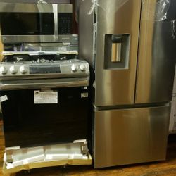 Set Samsung Refrigerator 30"w, Samsung Rengen Stoves 30"w, Microwave Oven Ober The Rengen 30"w Kenmore Elite Open Box And Close Box $2,250