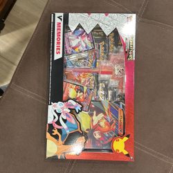 Pokémon Celebrations Charizard V Memories Collection Box