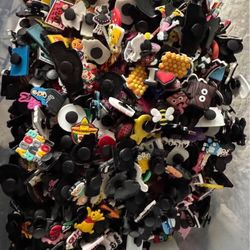 500 Variety Of Shoe Charms 
